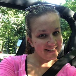 Meet your Posher, Jillian